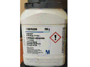 Lithiumchloridemonohydrate-1