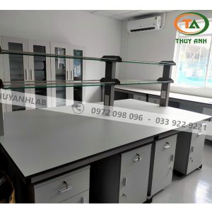 Bàn thí nghiệm trung tâm có kệ HMRT-CTF105-3000 Hankook