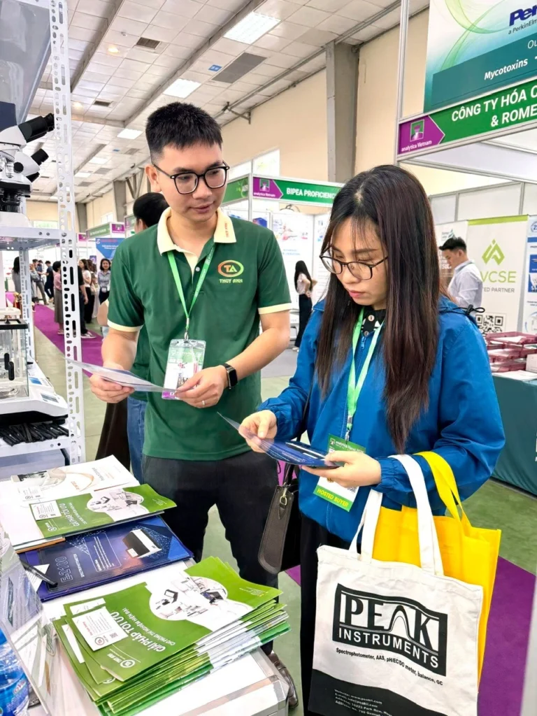 Khách hàng có xu hướng ưu tiên lựa chọn thiết bị vận hành ổn định, toàn diện